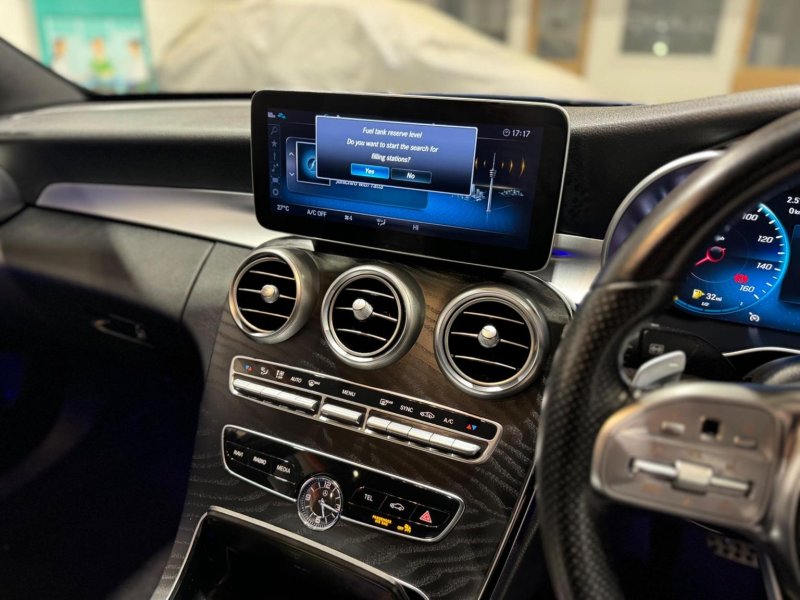 MERCEDES-BENZ C CLASS