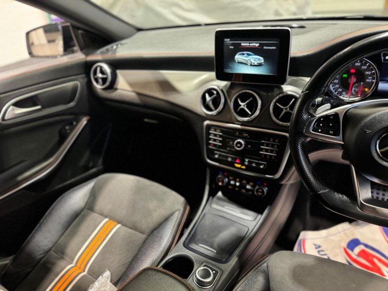 MERCEDES-BENZ CLA