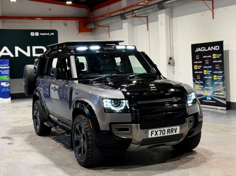 LAND ROVER DEFENDER 110