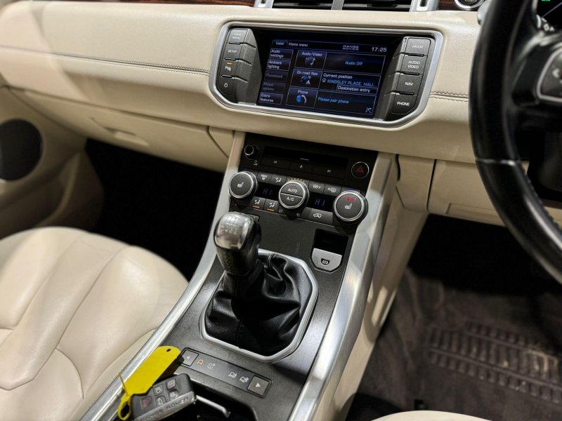 LAND ROVER RANGE ROVER EVOQUE