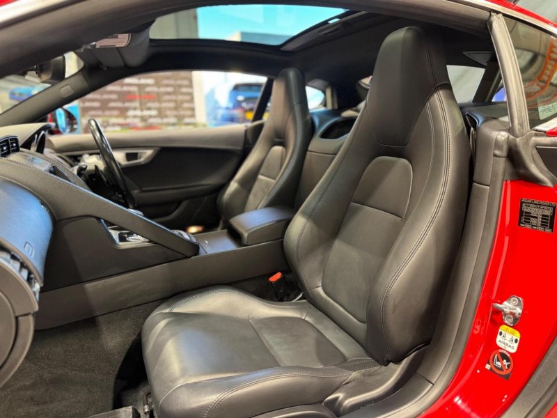 JAGUAR F-TYPE
